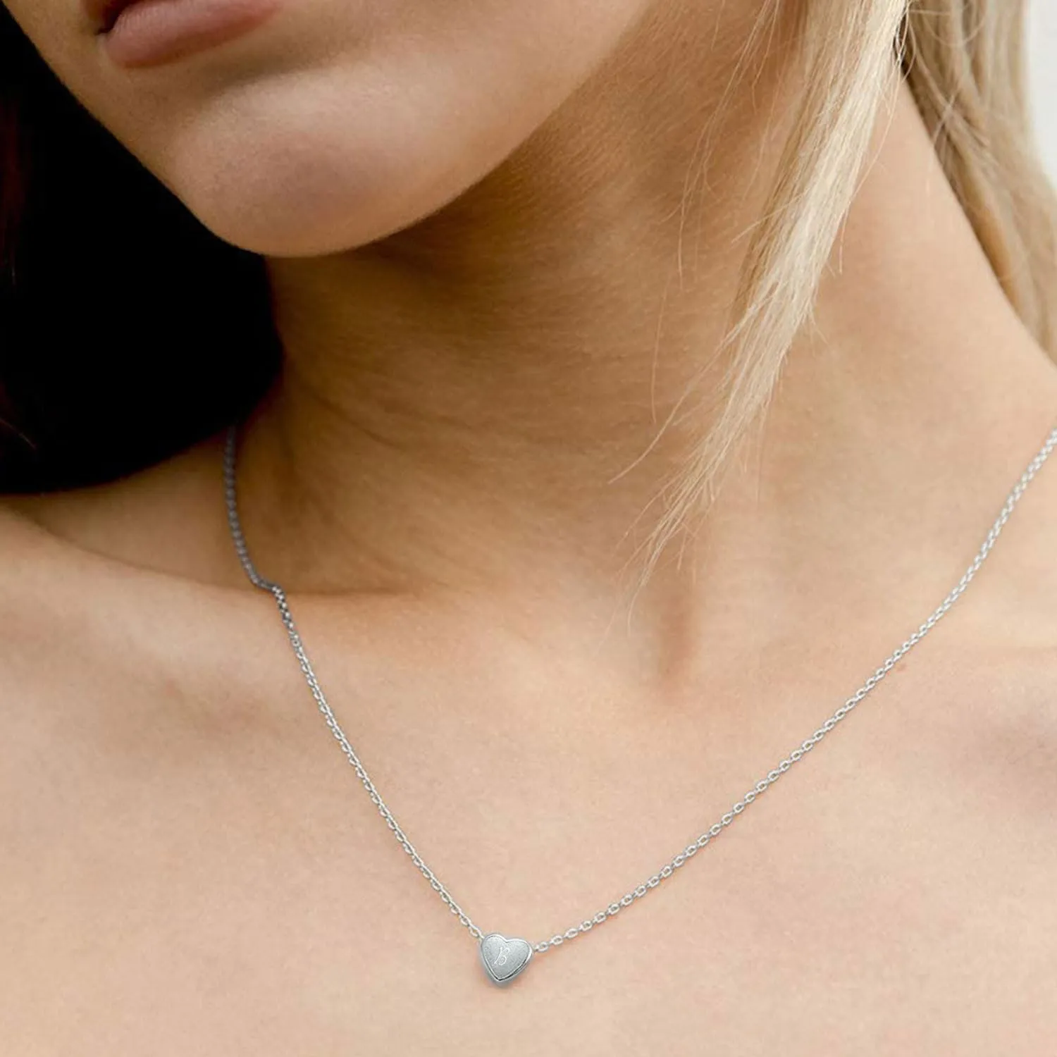 Initial Necklace for Women Letter Necklace for Girls Dainty Gold Silver Heart Pendant Necklace Little Girls Jewelry Gifts for Teens Mothers Day Gifts for Women